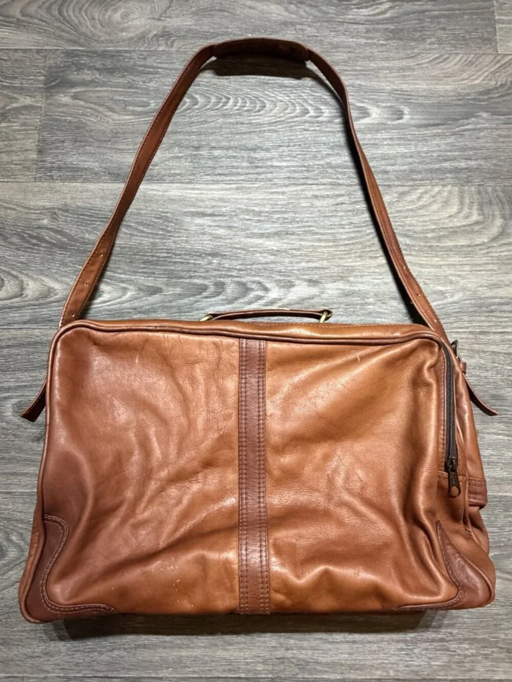 Yury Bags Colombian Leather Briefcase Messenger Crossbody Satchel Cognac Vintage